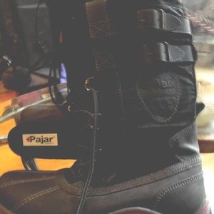 Ladies winter Pajar boots
